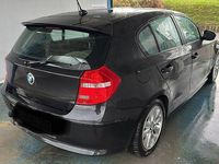 Gebraucht BMW 116 Advantage 122 PS (89 kW) 2010 Schwarz Kleinwagen