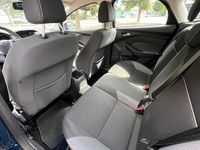 Usata Ford Focus 114 CV (83 kW) 2014 Blu Berlina