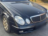 Gebraucht Mercedes E320 204 PS (150 kW) 2004 Schwarz Kombi