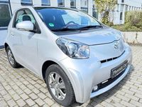 Gebraucht Toyota iQ 68 PS (50 kW) 2011 Weiß Kleinwagen