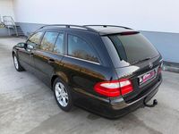 Gebraucht Mercedes E200 163 PS (119 kW) 2005 Schwarz Kombi