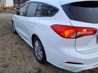 Gebraucht Ford Focus ST-Line 125 PS (91 kW) 2022 Weiß Kombi