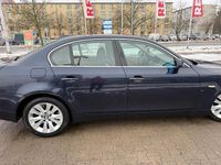 Gebraucht BMW 525 177 PS (130 kW) 2004 Blau Limousine