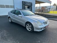 Gebraucht Mercedes C200 163 PS (119 kW) 2002 Silber Coupé