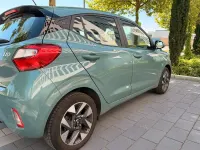 Gebraucht Hyundai i10 Trend 84 PS (61 kW) 2024 Grün Kleinwagen