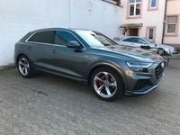 Gebraucht Audi Q8 S-Line 286 PS (210 kW) 2019 Grau metallic SUV