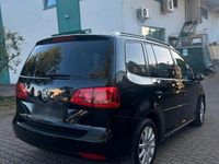Gebraucht VW Touran Style 140 PS (102 kW) 2012 Schwarz Van / Kleinbus