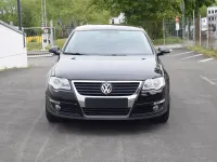 Second-hand VW Passat Sportline 160 CP (117 kW) 2008 Negru Berlinǎ