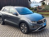 Gebraucht VW T-Roc Move 150 PS (110 kW) 2024 Grau SUV