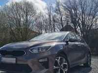 Gebraucht Kia Ceed Spirit 140 PS (102 kW) 2018 Braun Kleinwagen
