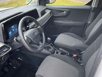 Gebraucht Ford Transit Trend 125 PS (91 kW) 2024 Weiß Van / Kleinbus