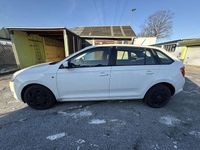 Gebraucht Skoda Rapid Ambition 86 PS (63 kW) 2014 Candyweiss Kleinwagen