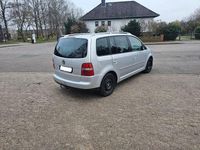 Gebraucht VW Touran Highline 116 PS (85 kW) 2004 Silber Van / Kleinbus