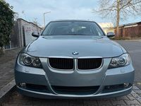 Gebraucht BMW 318 129 PS (94 kW) 2006 Silber Limousine