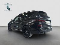 Gebraucht BMW X7 M Sport 352 PS (258 kW) 2022 Schwarz SUV