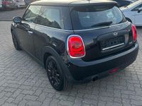 Second-hand Mini ONE 102 CP (75 kW) 2020 Negru Hatchback