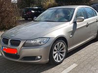 Gebraucht BMW 325 204 PS (150 kW) 2011 Gold Limousine