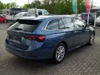 Gebraucht Skoda Octavia 150 PS (110 kW) 2021 Blau Kombi