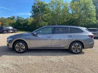 Neu Skoda Superb Selection 193 PS (141 kW) 2025 Grau Kombi