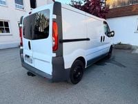 Second-hand Opel Vivaro 90 CP (66 kW) 2008 Alb Monovolum