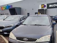 Gebraucht Ford Mondeo 125 PS (91 kW) 2001 Blau Limousine