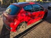 Gebraucht Peugeot 207 95 PS (69 kW) 2009 Rot Kleinwagen