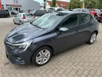 Gebraucht Renault Clio V Business 67 PS (49 kW) 2022 Grau Limousine