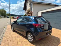 Gebraucht Mazda 2 Exclusive-Line 105 PS (77 kW) 2016 Blau Limousine