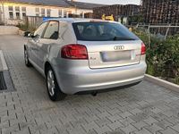 Gebraucht Audi A3 97 PS (71 kW) 2009 Silber Kleinwagen