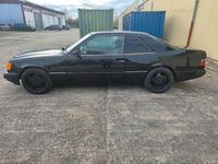 Gebraucht Mercedes 230 136 PS (100 kW) 1990 Schwarz Coupé