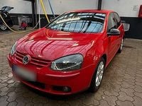 Gebraucht VW Golf V 116 PS (85 kW) 2003 Rot Kleinwagen