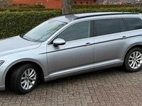 Gebraucht VW Passat 150 PS (110 kW) 2018 Silber Kombi