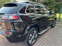 Gebraucht Jeep Cherokee Overland 195 PS (143 kW) 2019 Schwarz SUV