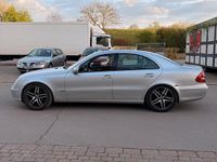 Gebraucht Mercedes E270 177 PS (130 kW) 2002 Grau Limousine