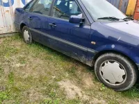Gebraucht VW Passat 100 PS (73 kW) 1996 Blau Limousine