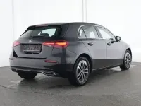Gebraucht Mercedes A200 Advanced 163 PS (119 kW) 2025 Lack kosmosschwarz Limousine