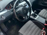 Gebraucht VW Passat 150 PS (110 kW) 2015 Braun Limousine