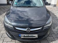 Gebraucht Opel Astra Edition 140 PS (102 kW) 2013 Schwarz Limousine