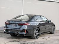 Neu BMW 550e Sport Line 489 PS (359 kW) 2026 Sophistograu brillanteffekt me Limousine