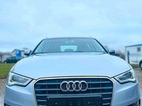 Gebraucht Audi A3 Attraction 110 PS (80 kW) 2015 Silber Limousine