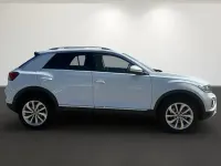 Second-hand VW T-Roc Style 150 CP (110 kW) 2024 Alb SUV