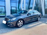 Gebraucht Mercedes E350 292 PS (214 kW) 2009 Grau Limousine