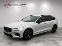 Gebraucht Volvo V60 Plus 455 PS (334 kW) 2022 Crystal white pearl / metallic Kombi