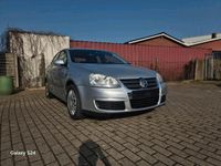 Gebraucht VW Jetta Comfortline 102 PS (75 kW) 2006 Silber Limousine