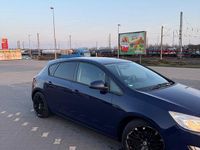 Gebraucht Opel Astra 100 PS (73 kW) 2012 Blau Limousine