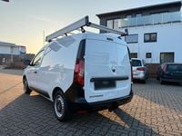 Second-hand Renault Express 75 CP (55 kW) 2023 Alb Monovolum