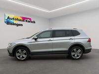Gebraucht VW Tiguan Allspace Elegance 150 PS (110 kW) 2023 Pyritsilber (metallic) SUV