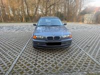 Gebraucht BMW 318 118 PS (86 kW) 1998 Blau Limousine