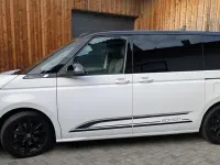 Gebraucht VW Multivan Edition 218 PS (160 kW) 2023 Weiß Van / Kleinbus