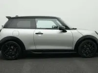 Usata Mini John Cooper Works 156 CV (114 kW) 2024 Grigio Utilitaria